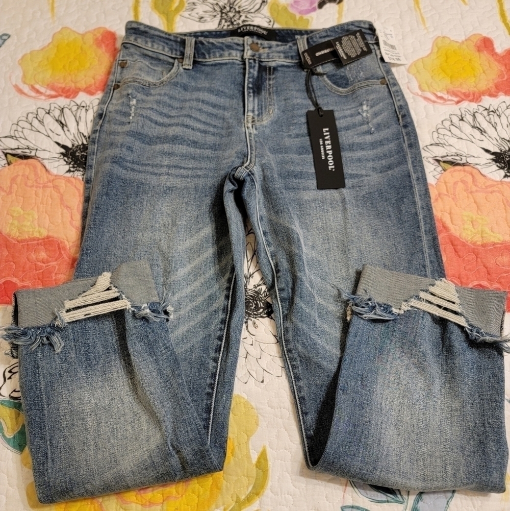 NWT Liverpool Ladies Marley Girlfriend Jeans